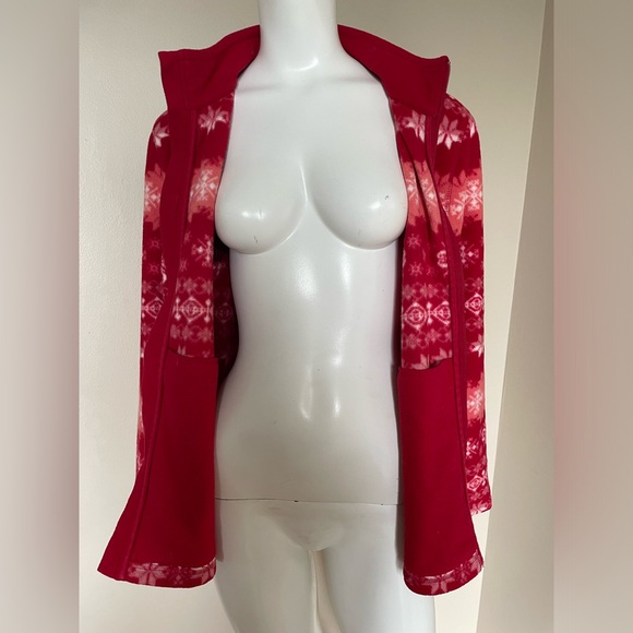 Talbots Fleece Jacket Red White Snowflake Full Zip Cozy Soft Size Large - Picture 7 of 13